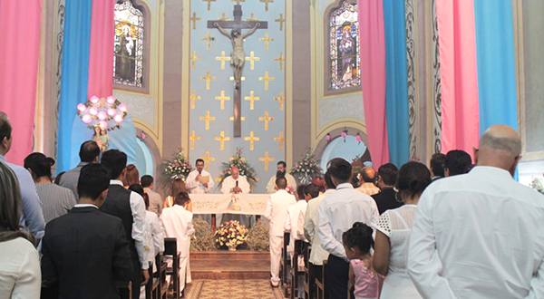 Proyecto Niños Don Bosco rindió honores a la Auxiliadora