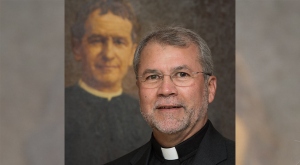 El padre Filiberto González es el nuevo inspector de MEG