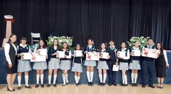 Realizan concurso de oratoria en inglés en el Colegio DB de León