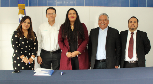 Tecnológico Salesiano “Carlos Gómez” y DRÄXLMAIER firman convenio 